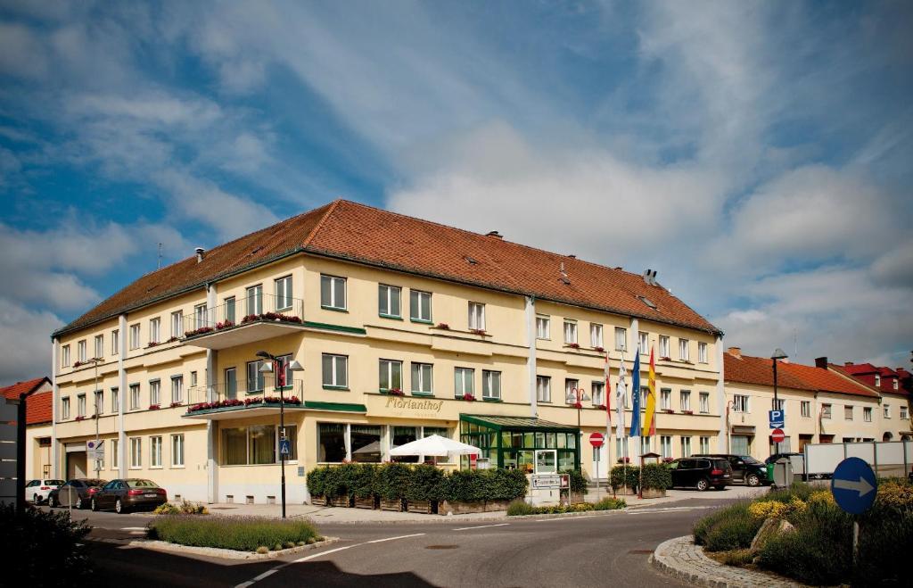 Hotel Restaurant Florianihof Mattersburg Eksteriør bilde